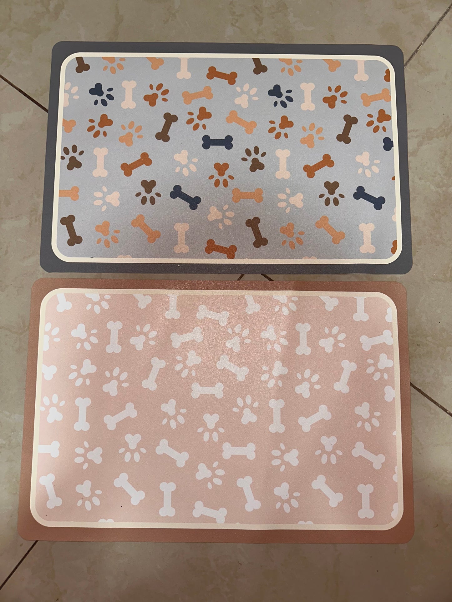 Alfombra para comederos y fuentes