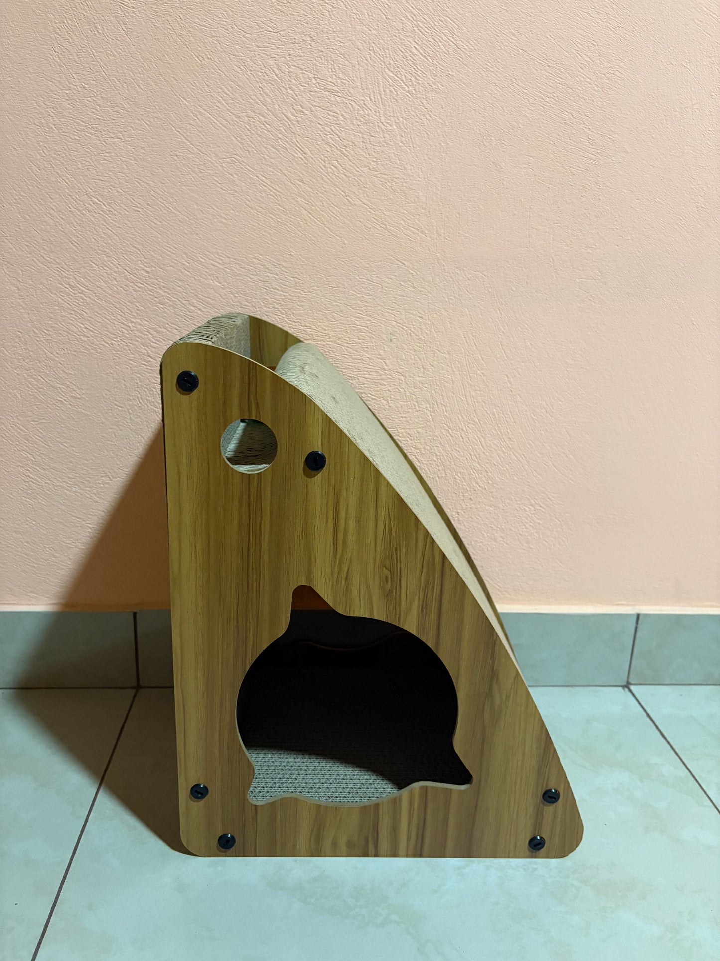 Rascador tipo casita