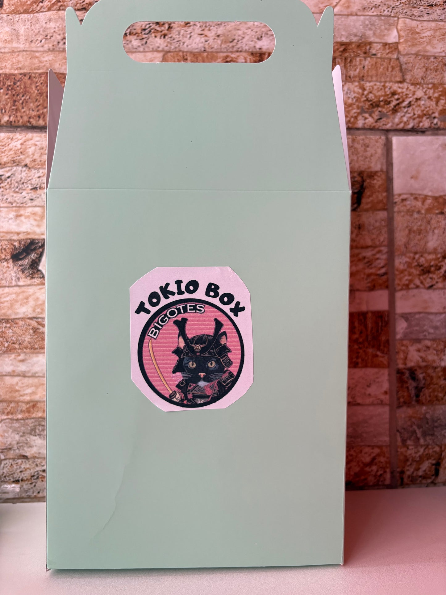 Tokio box