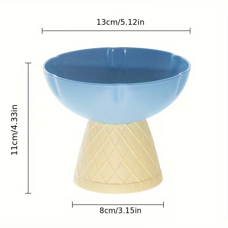 Taza elevada en forma de cono