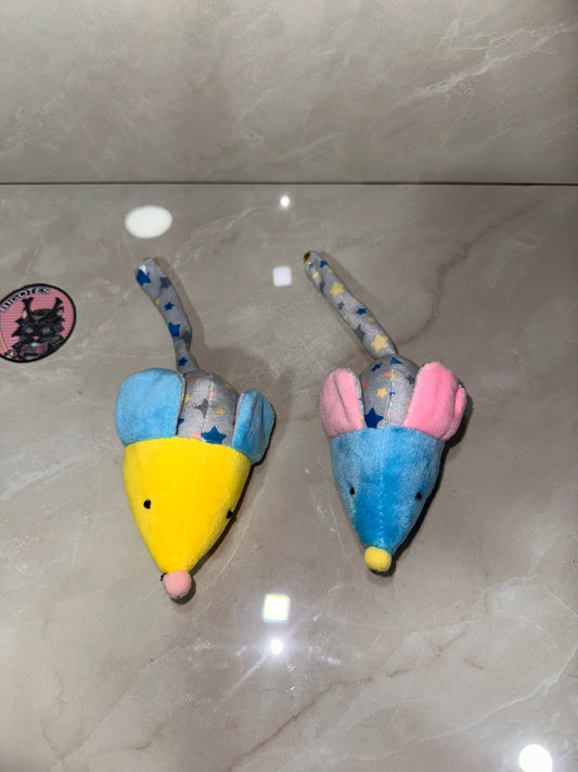 Ratón de peluche